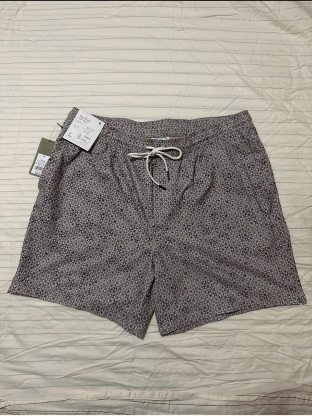 Men's Swim Shorts XL- new with tag